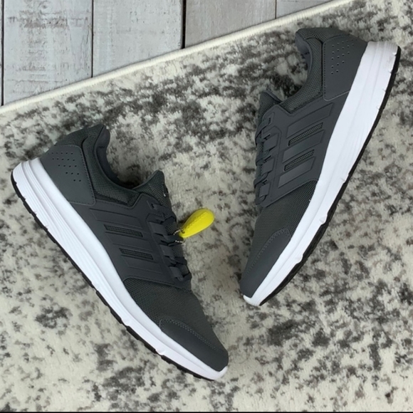 Nib Adidas Galaxy 4 Mens Running Shoes 